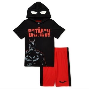 NWT Boys Batman Hooded Top and Shorts 2 Piece Set